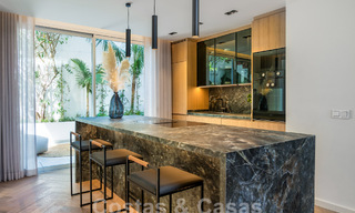 Maison de ville luxueusement rénovée à vendre dans un quartier résidentiel privilégié du Golden Mile de Marbella 61634 