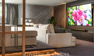 Maison de ville luxueusement rénovée à vendre dans un quartier résidentiel privilégié du Golden Mile de Marbella 61646 