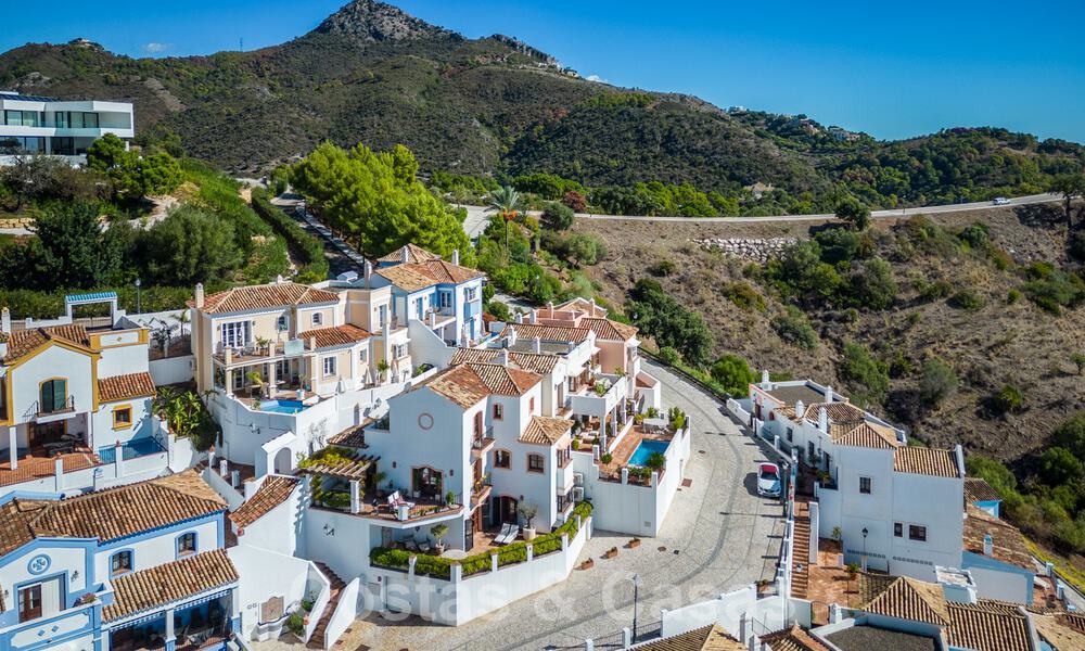 Charmante maison jumelée andalou avec vue sur la mer à vendre sur les collines de Marbella - Benahavis 61890