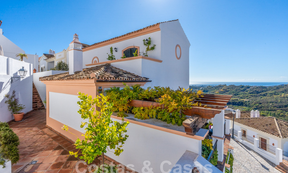 Charmante maison jumelée andalou avec vue sur la mer à vendre sur les collines de Marbella - Benahavis 61893