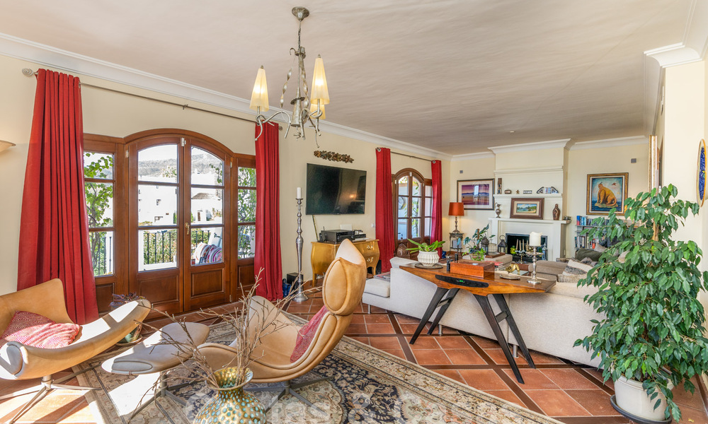 Charmante maison jumelée andalou avec vue sur la mer à vendre sur les collines de Marbella - Benahavis 61894