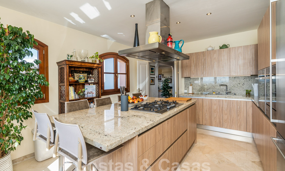 Charmante maison jumelée andalou avec vue sur la mer à vendre sur les collines de Marbella - Benahavis 61906