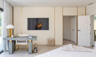 Villa de luxe au design moderne et méditerranéen à vendre dans une zone de golf populaire à Nueva Andalucia, Marbella 61649 