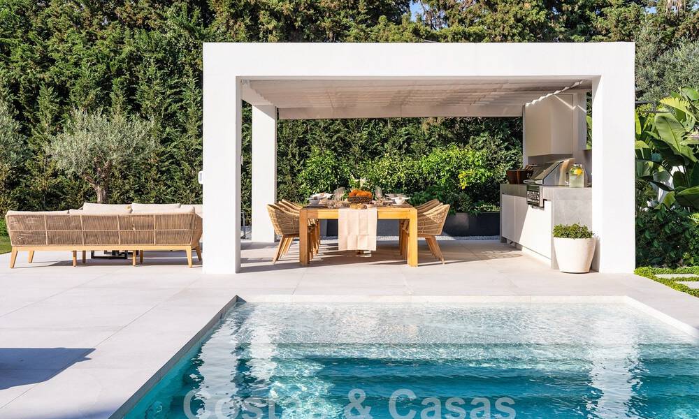Villa de luxe au design moderne et méditerranéen à vendre dans une zone de golf populaire à Nueva Andalucia, Marbella 61654
