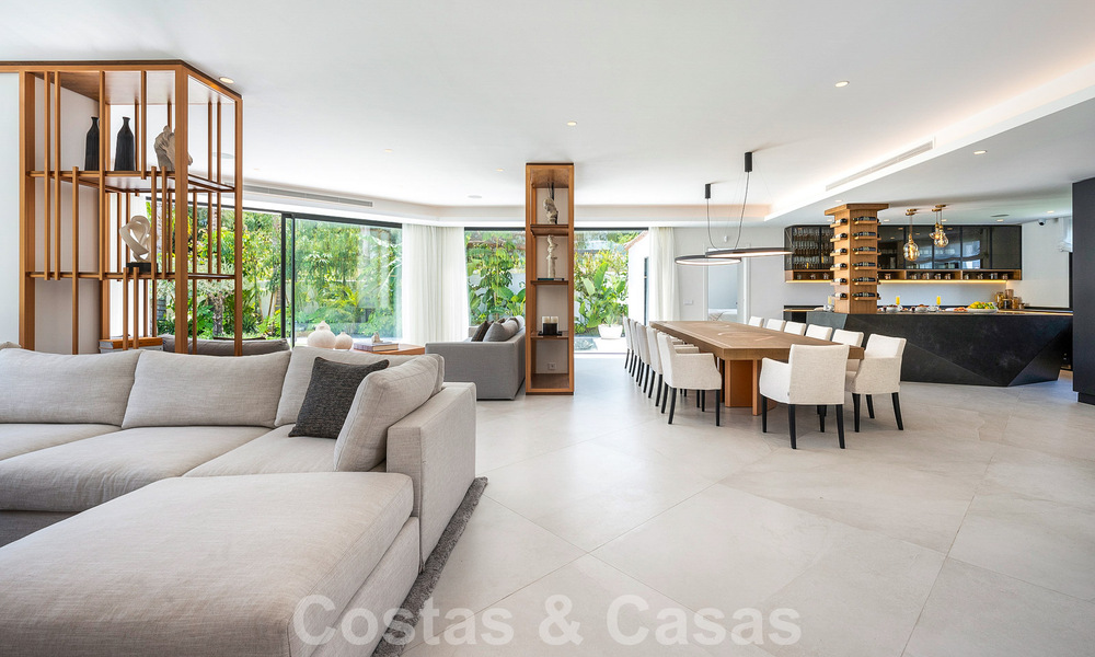 Villa de luxe au design moderne et méditerranéen à vendre dans une zone de golf populaire à Nueva Andalucia, Marbella 61656