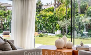 Villa de luxe au design moderne et méditerranéen à vendre dans une zone de golf populaire à Nueva Andalucia, Marbella 61679 