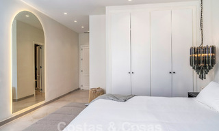 Villa de luxe au design moderne et méditerranéen à vendre dans une zone de golf populaire à Nueva Andalucia, Marbella 61682 