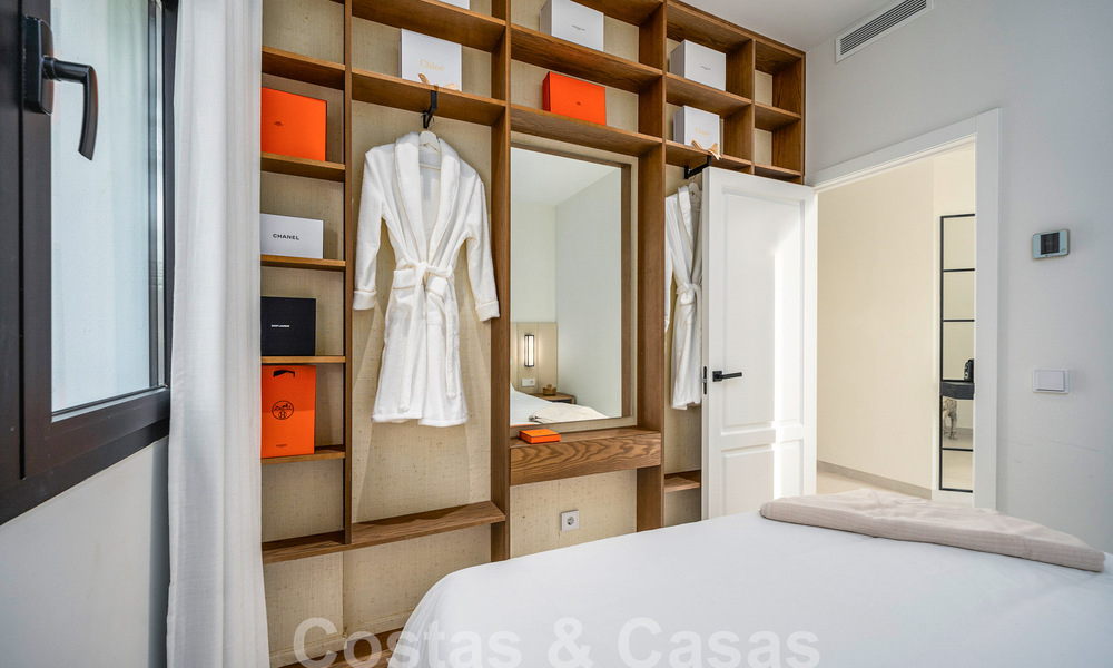 Villa de luxe au design moderne et méditerranéen à vendre dans une zone de golf populaire à Nueva Andalucia, Marbella 61690