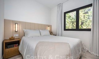 Villa de luxe au design moderne et méditerranéen à vendre dans une zone de golf populaire à Nueva Andalucia, Marbella 61691 