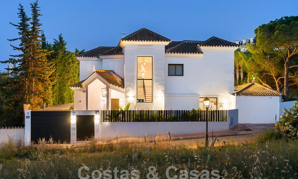 Villa de luxe au design moderne et méditerranéen à vendre dans une zone de golf populaire à Nueva Andalucia, Marbella 61712