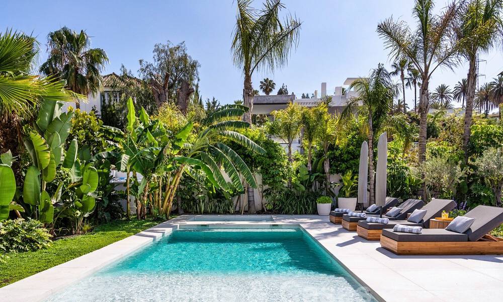 Villa de luxe au design moderne et méditerranéen à vendre dans une zone de golf populaire à Nueva Andalucia, Marbella 61716