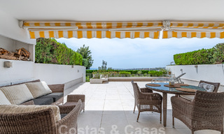 Luxueux appartement à vendre avec vue panoramique sur la mer dans une urbanisation fermée sur le Golden Mile, Marbella 61758 