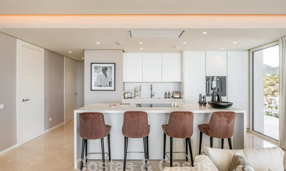 Appartement de jardin moderne avec vue sur la mer à vendre, à quelques minutes en voiture du centre de Marbella 61776