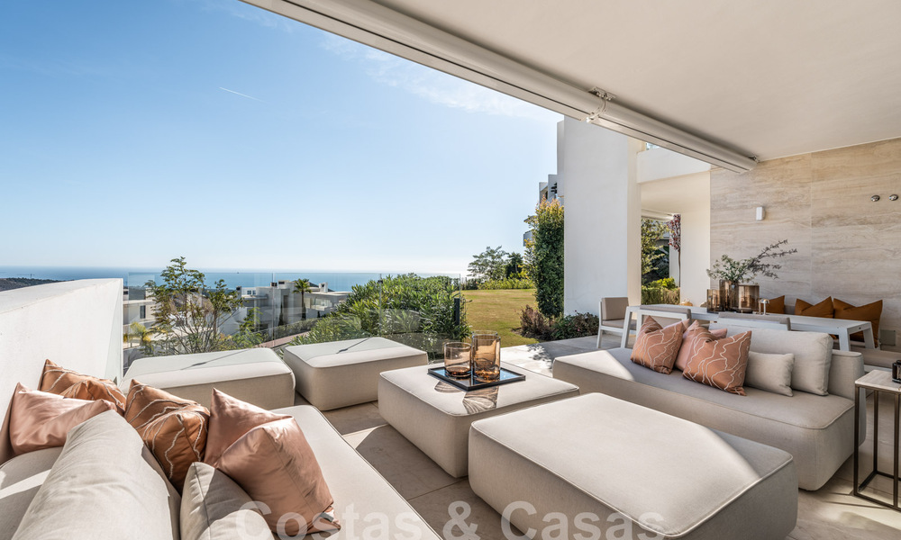 Appartement de jardin moderne avec vue sur la mer à vendre, à quelques minutes en voiture du centre de Marbella 61787