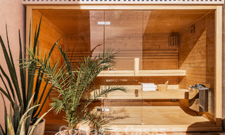 Impressionnant penthouse rénové à vendre avec vue panoramique sur le golf et la mer au cœur de Nueva Andalucia, Marbella 61805 