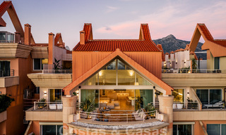 Impressionnant penthouse rénové à vendre avec vue panoramique sur le golf et la mer au cœur de Nueva Andalucia, Marbella 61814 