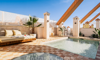 Impressionnant penthouse rénové à vendre avec vue panoramique sur le golf et la mer au cœur de Nueva Andalucia, Marbella 61819 