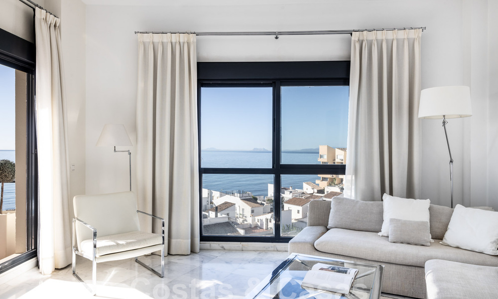 Penthouse près de la plage avec 3 chambres et vue panoramique sur la mer à vendre sur le New Golden Mile entre Marbella et Estepona 61374