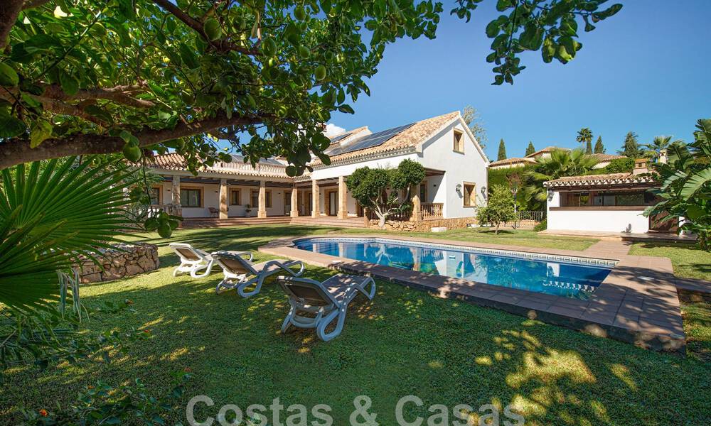 Villa de luxe espagnole économe en énergie à vendre dans un quartier résidentiel calme dans la vallée du golf de Mijas, Costa del Sol 61385