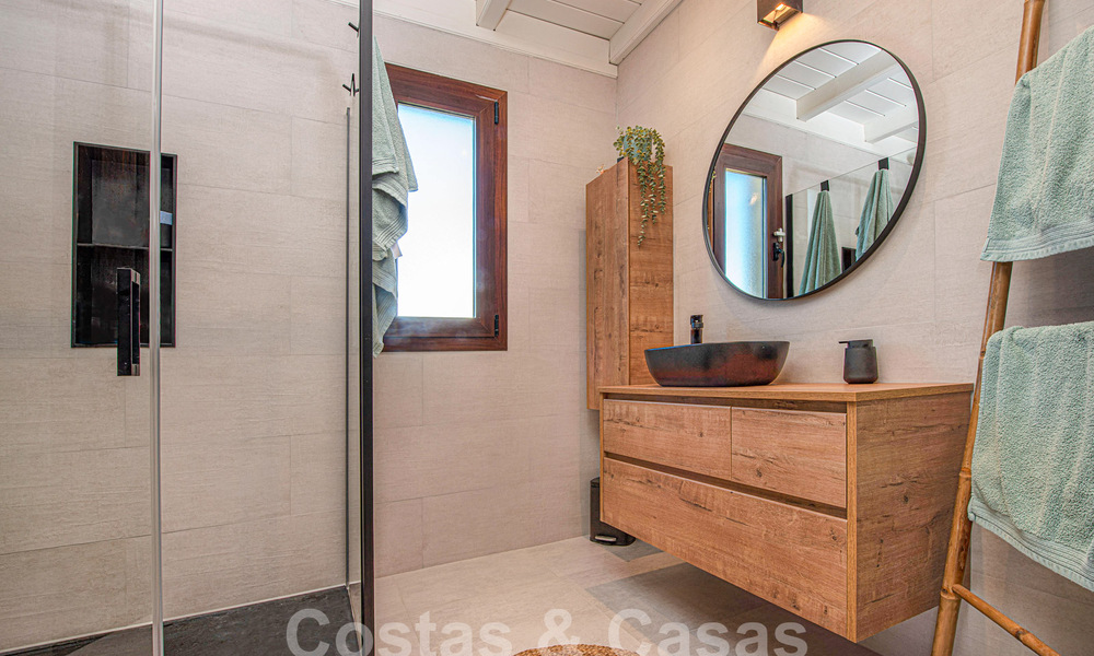 Villa de luxe espagnole économe en énergie à vendre dans un quartier résidentiel calme dans la vallée du golf de Mijas, Costa del Sol 61395