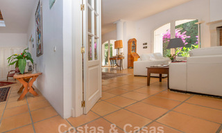 Villa de luxe méditerranéenne à vendre à quelques pas de la plage et des commodités à Guadalmina Baja, Marbella 61863 