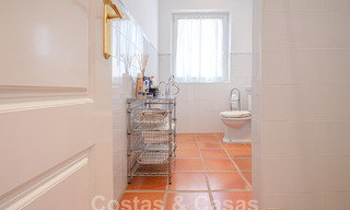 Villa de luxe méditerranéenne à vendre à quelques pas de la plage et des commodités à Guadalmina Baja, Marbella 61869 