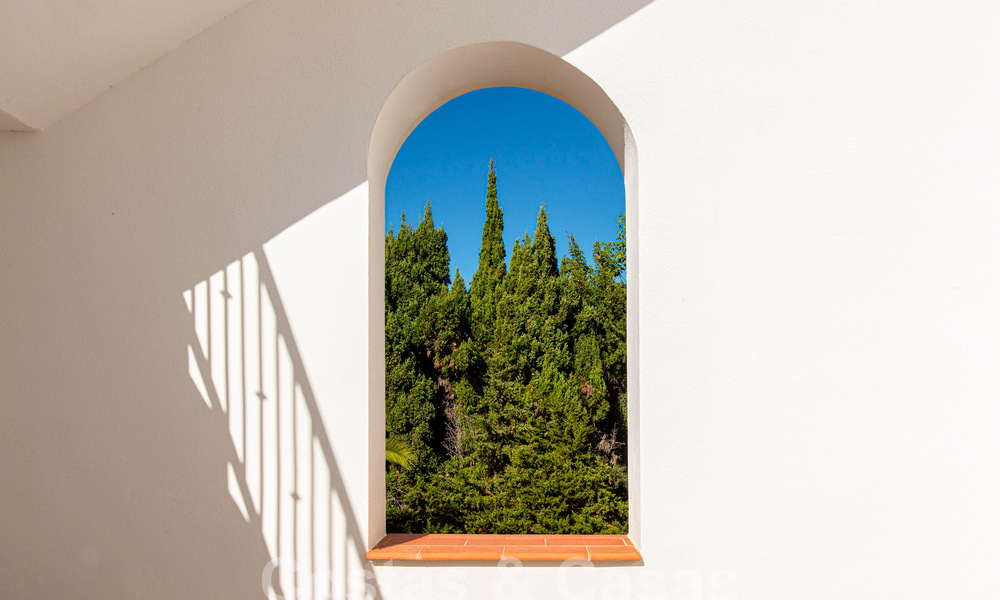 Villa de luxe méditerranéenne à vendre à quelques pas de la plage et des commodités à Guadalmina Baja, Marbella 61883