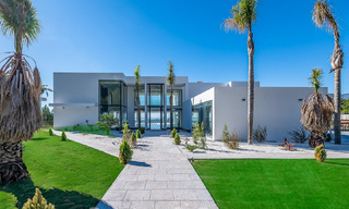 Nouvelle villa moderne de luxe à vendre avec vue panoramique sur la mer dans l'exclusif Marbella Club Golf Resort à Benahavis - Marbella 61974 