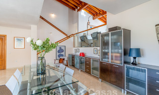 Charmante maison familiale à vendre avec vue sur le golf et les montagnes à Benahavis – Marbella 62083 