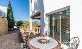 Charmante maison familiale à vendre avec vue sur le golf et les montagnes à Benahavis – Marbella 62086 