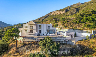 Villa moderne à terminer à vendre entourée de vues à 360º sur les montagnes, le lac et la mer, près de Marbella 61951 