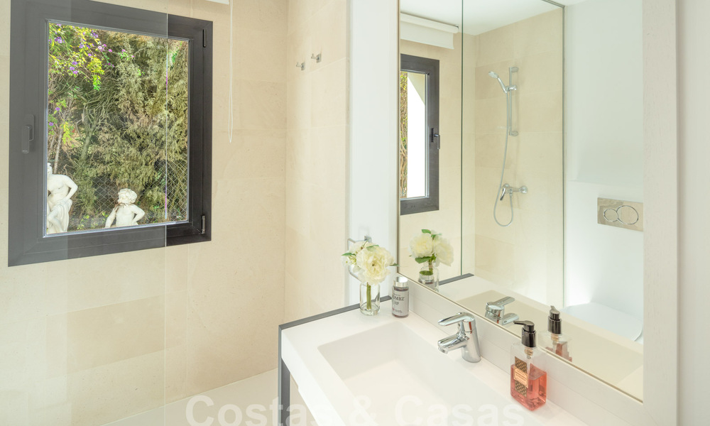 Villa méditerranéenne moderne de luxe à vendre dans une urbanisation de plage recherchée à San Pedro, Marbella 62043