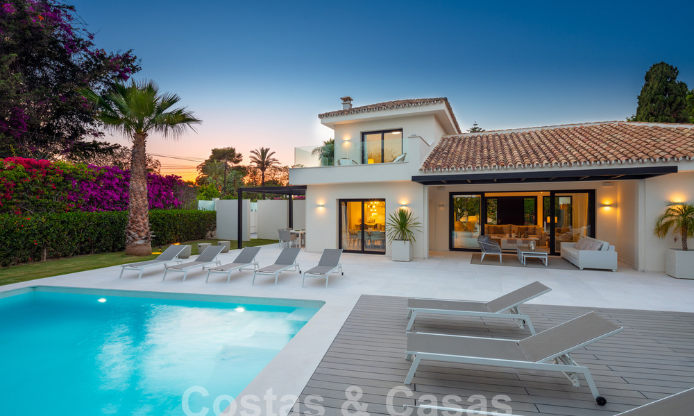 Villa méditerranéenne moderne de luxe à vendre dans une urbanisation de plage recherchée à San Pedro, Marbella 62070