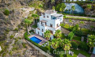 Spacieuse villa individuelle à vendre dans une résidence privée exclusive à Benahavis - Marbella 62122 