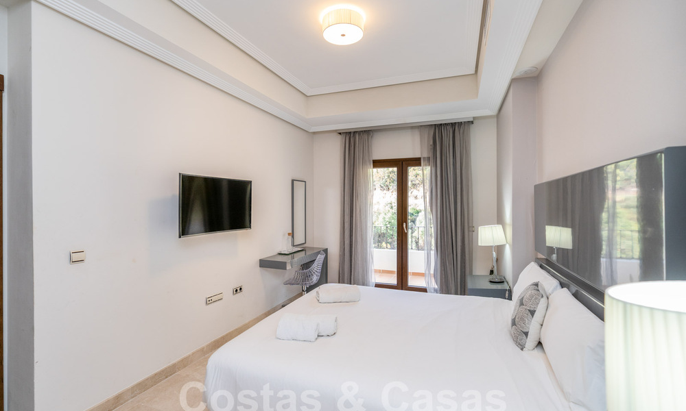 Spacieuse villa individuelle à vendre dans une résidence privée exclusive à Benahavis - Marbella 62140