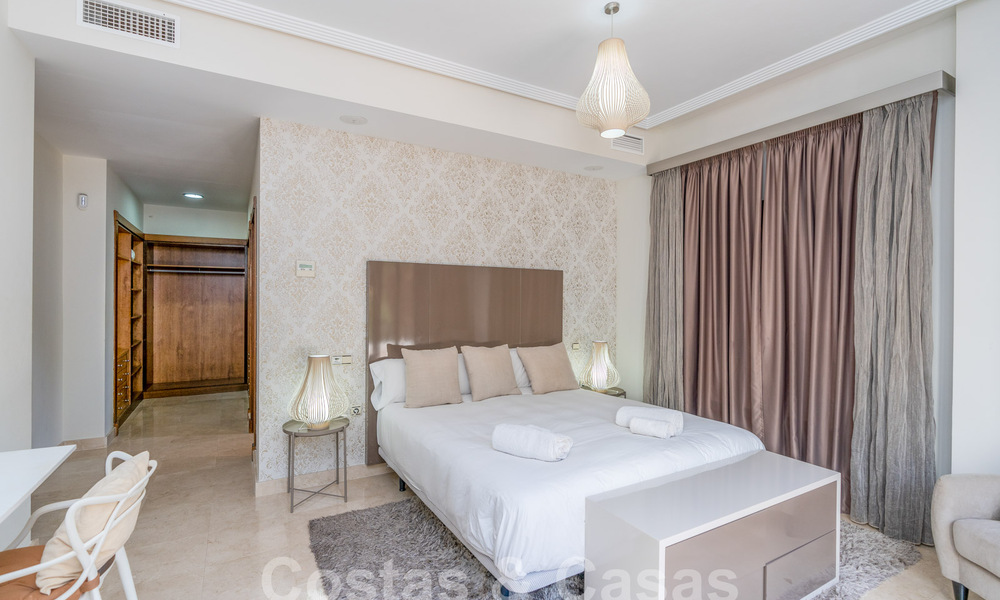 Spacieuse villa individuelle à vendre dans une résidence privée exclusive à Benahavis - Marbella 62149
