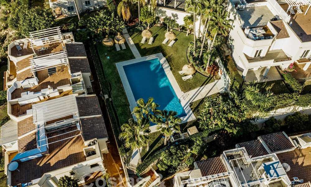 Prêt à emménager! Charmant appartement rénové avec jardin à vendre dans une communauté fermée à La Quinta, Benahavis - Marbella 62193