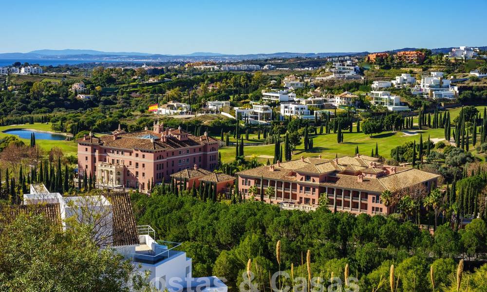 Spacieux appartement moderne à vendre avec vue panoramique sur le golf et la mer dans un complexe de golf cinq étoiles à Benahavis - Marbella 62339