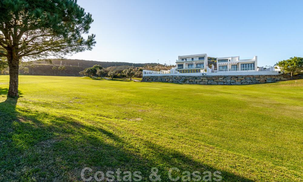 Nouveau développement de villas de luxe modernes à vendre, en front de golf avec vue sur la mer à Mijas, Costa del Sol 62441