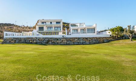 Nouveau développement de villas de luxe modernes à vendre, en front de golf avec vue sur la mer à Mijas, Costa del Sol 62442