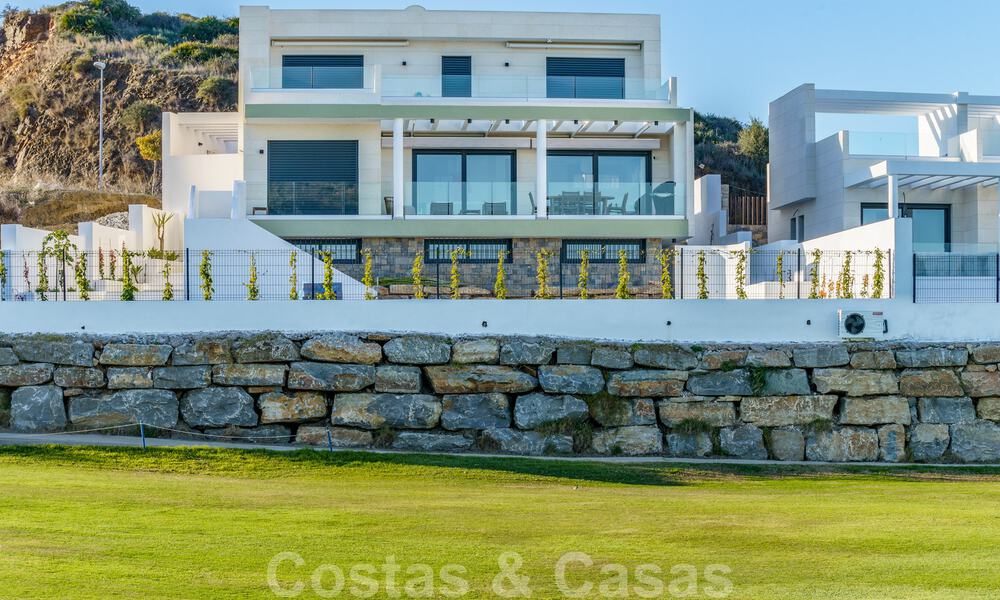 Nouveau développement de villas de luxe modernes à vendre, en front de golf avec vue sur la mer à Mijas, Costa del Sol 62443