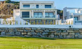Nouveau développement de villas de luxe modernes à vendre, en front de golf avec vue sur la mer à Mijas, Costa del Sol 62443 