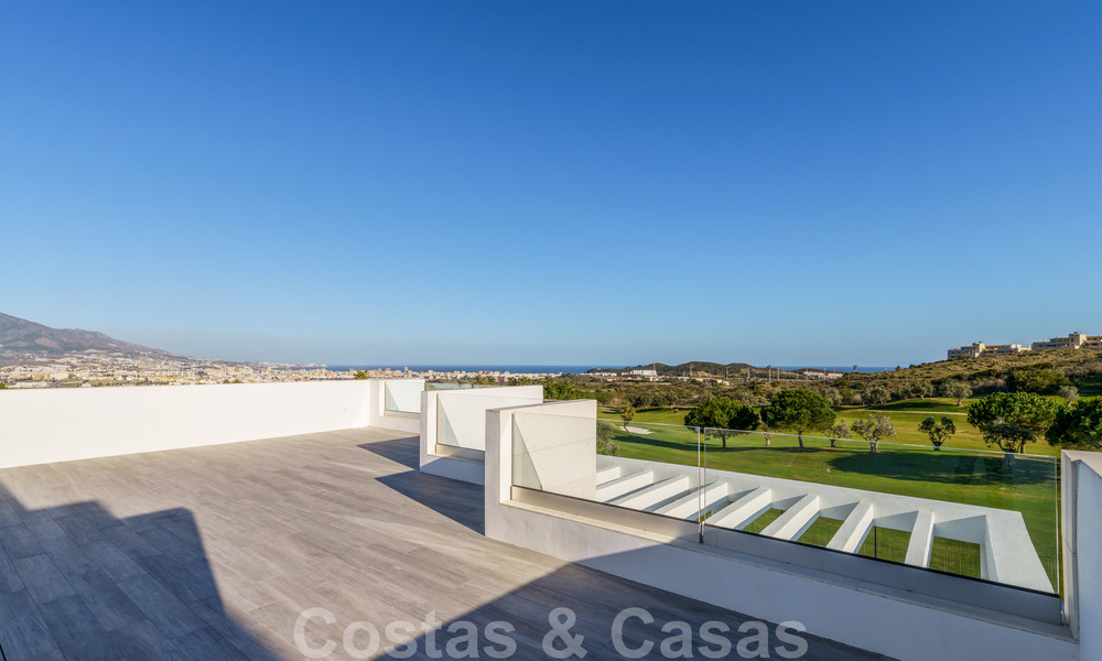 Nouveau développement de villas de luxe modernes à vendre, en front de golf avec vue sur la mer à Mijas, Costa del Sol 62453