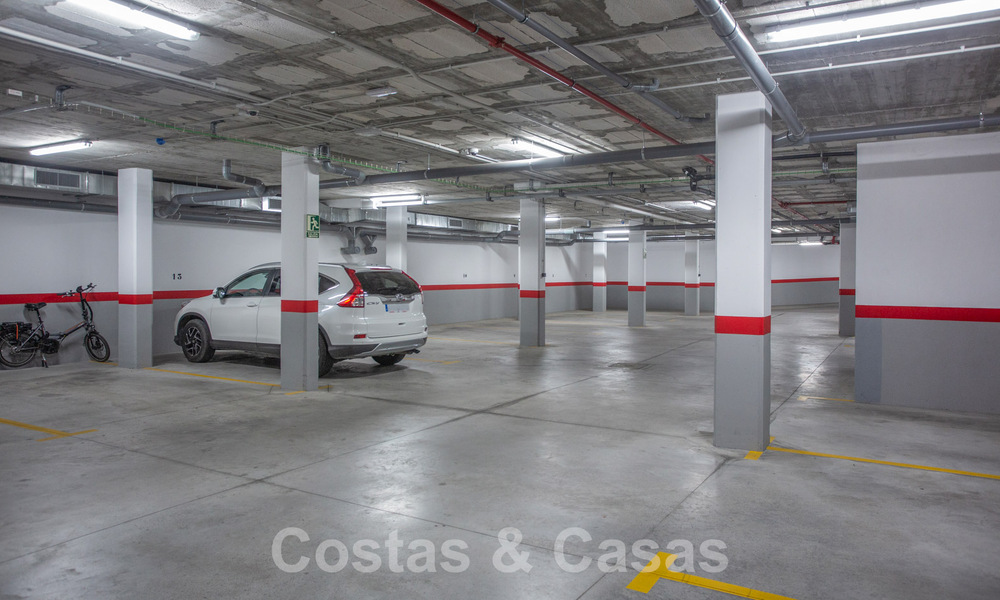 Appartement moderne de 3 chambres à coucher avec terrasses spacieuses à vendre sur le nouveau Golden Mile entre Marbella et Estepona 62499