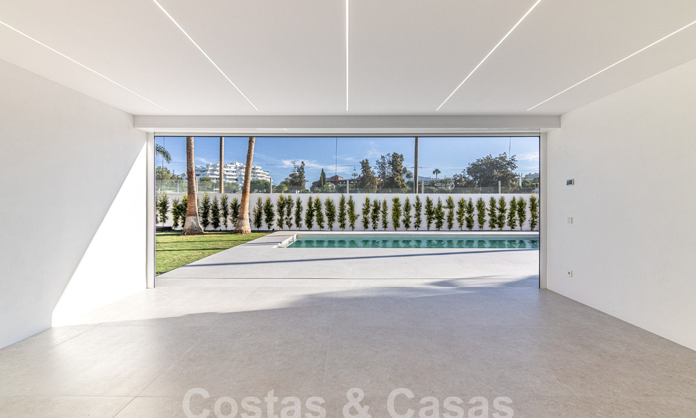 Nouvelle villa méditerranéenne moderne de plain-pied à vendre, frontline golf, proche de San Pedro - Marbella 62540