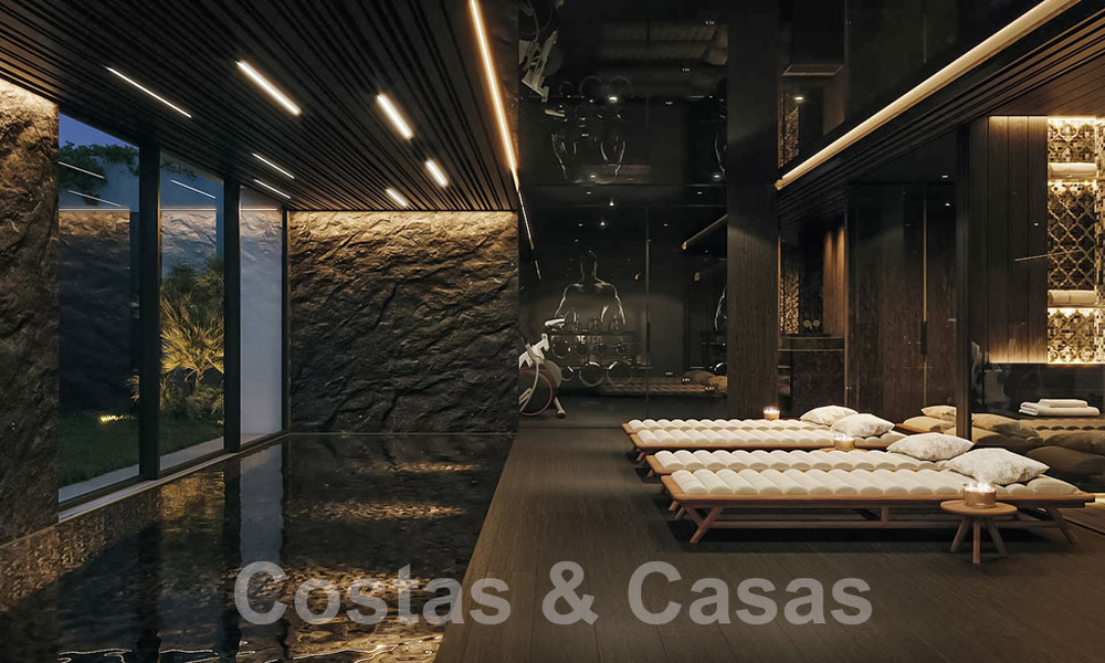 Terrain à bâtir avec un projet de villa design innovante à vendre en bordure de golf, dans un quartier résidentiel fermé et sécurisé à Nueva Andalucia, Marbella 62558