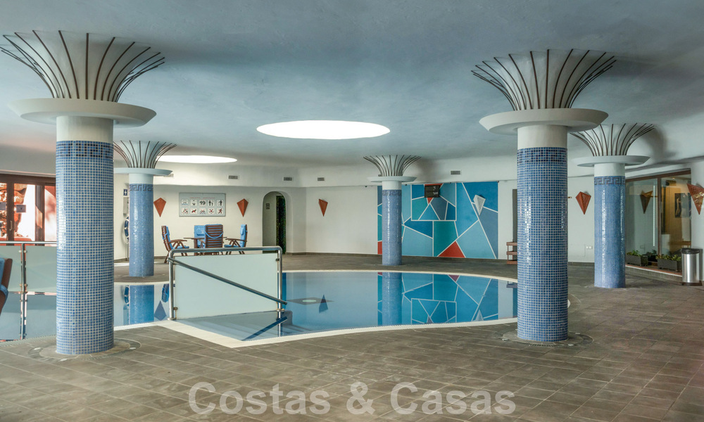 Appartement moderne rénové dans un complexe balnéaire exclusif sur le nouveau Golden Mile entre Marbella et Estepona 62612