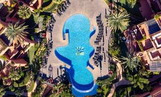 Appartement moderne rénové dans un complexe balnéaire exclusif sur le nouveau Golden Mile entre Marbella et Estepona 62635 