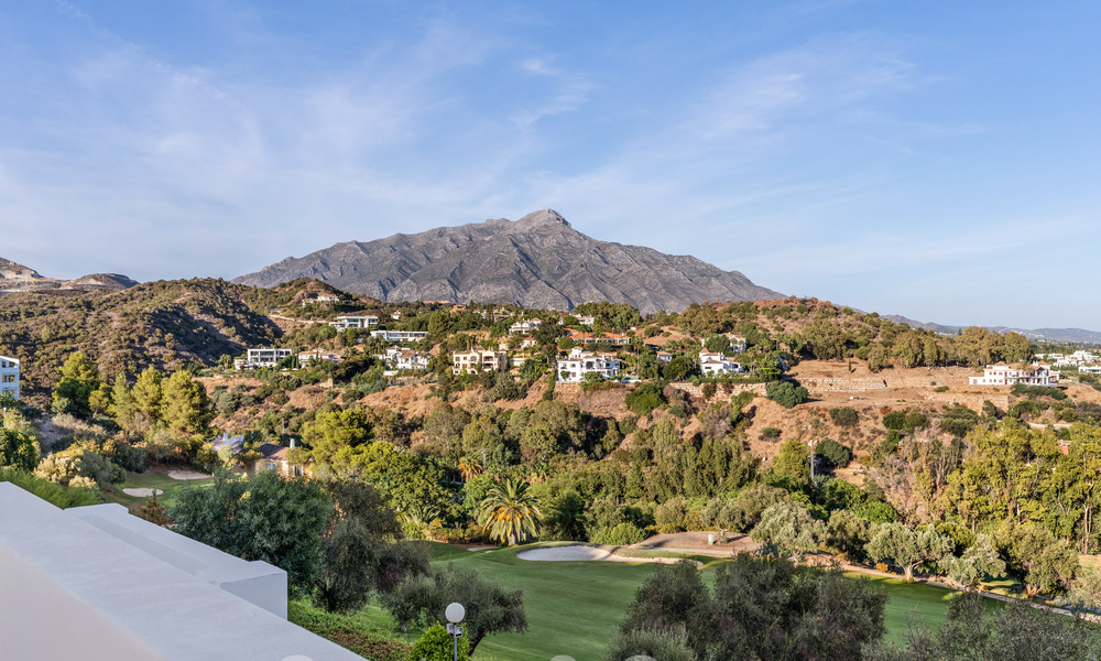 Maison élégamment rénovée à vendre, adjacente au terrain de golf de La Quinta à Benahavis - Marbella 62792