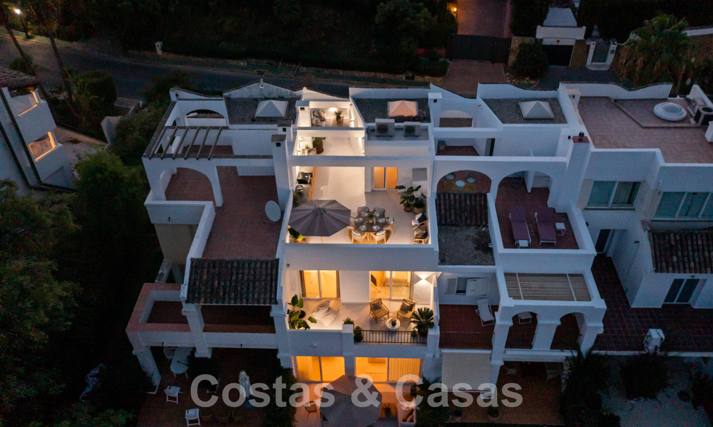 Maison élégamment rénovée à vendre, adjacente au terrain de golf de La Quinta à Benahavis - Marbella 62829